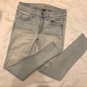 Lightwash American eagle skinnyjeans super stretch